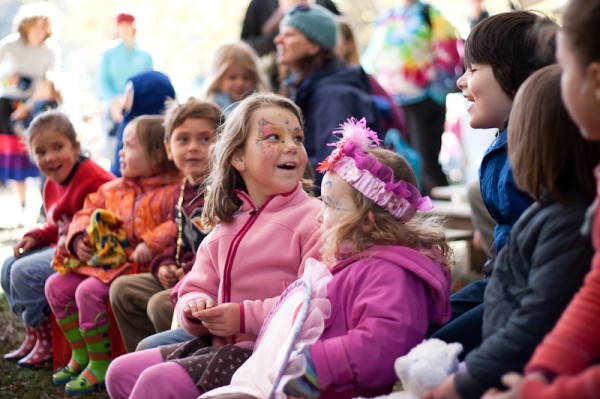 kids rockin out to Lunch Money music at LEAF